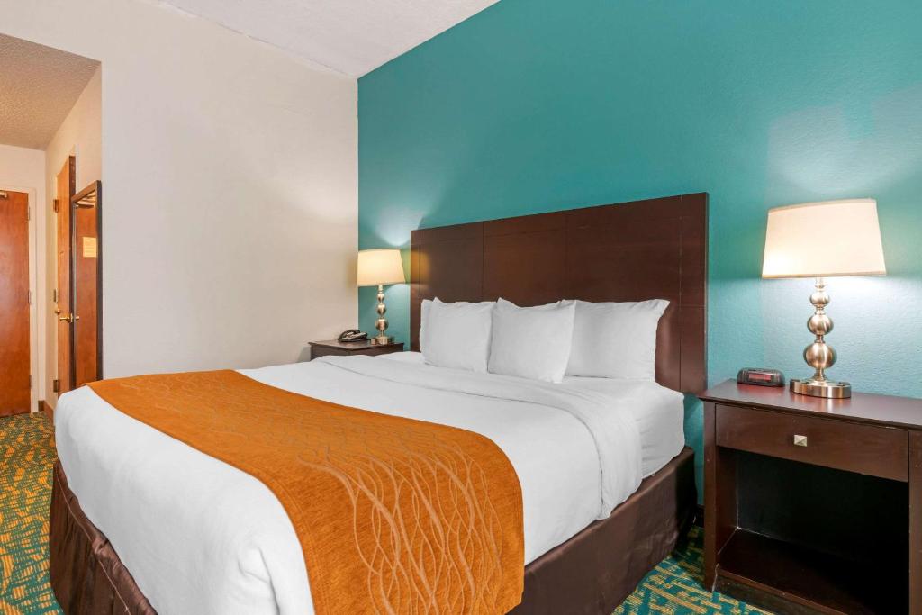Comfort Inn & Suites Fort Lauderdale West Turnpike image 13