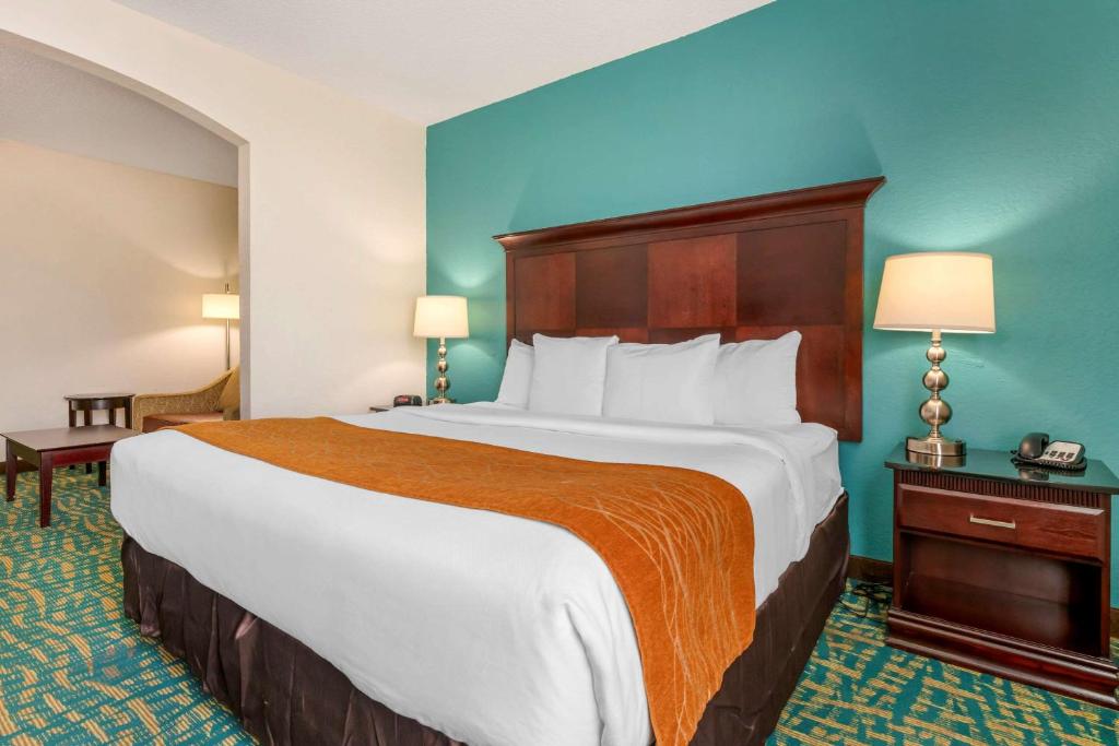 Comfort Inn & Suites Fort Lauderdale West Turnpike image 25